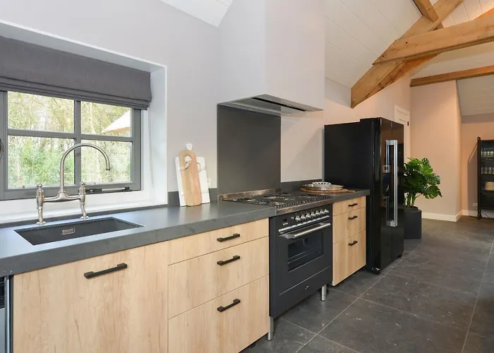 Boshuis 16p 빌라 에르멜로