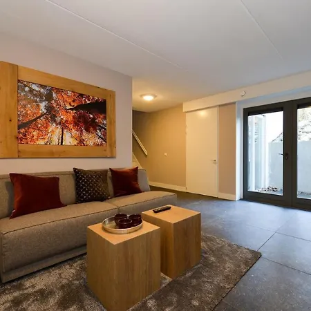 Villa Boshuis 16p